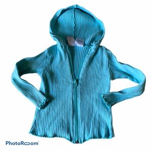 Zip up 10/$10